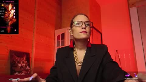 Lady online show from February 2026 05:21:01 PM