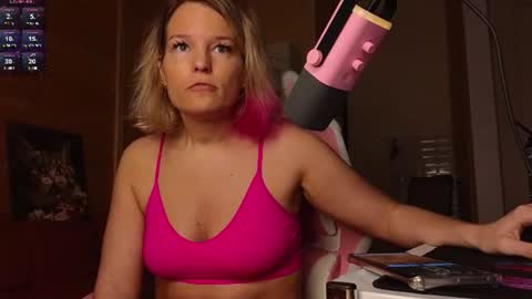 Lady online show from July 2026 05:07:02 PM