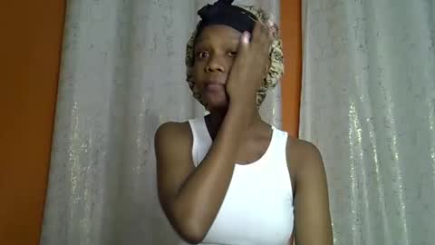 Snapshot of fine_queen12 chatting on April 2026 12:46:01 PM fine_queen12 online show from April 2026 12:46:01 PM