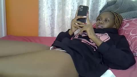 Snapshot of fine_queen12 chatting on April 2026 09:42:01 PM fine_queen12 online show from April 2026 09:42:01 PM
