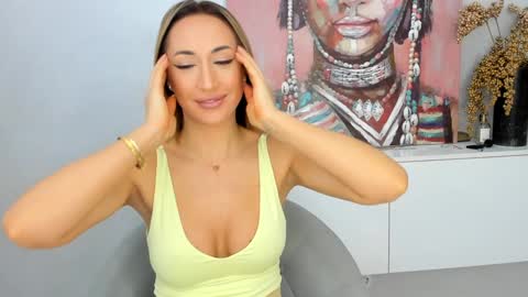 FinestChantilly online show from December 2024 06:05:01 PM