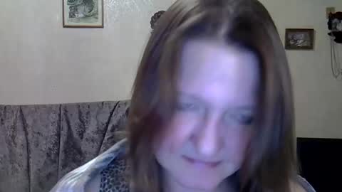 finika_say online show from November 2025 04:31:02 PM