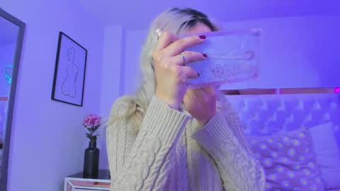 finnky1 online show from February 2025 03:33:01 AM