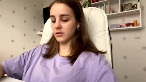 Keite wanna play  Meow online show from November 2025 10:26:02 AM