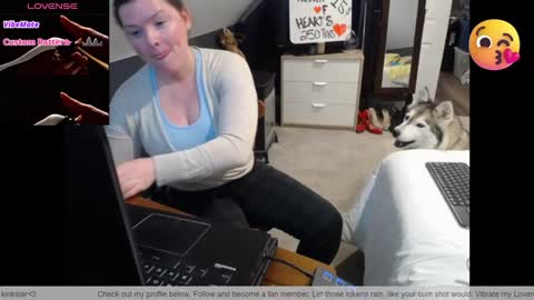 Snapshot of fionna_fineas chatting on March 2026 11:10:01 PM Fionna online show from March 2026 11:10:01 PM