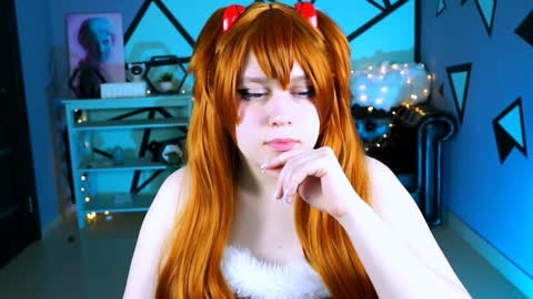 fiora online show from December 2024 03:04:01 PM