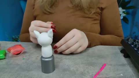 fiora online show from February 2025 02:43:02 PM