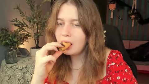 fiora online show from October 2025 05:13:01 AM