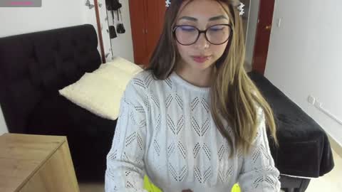     online show from January 2025 12:53:02 AM