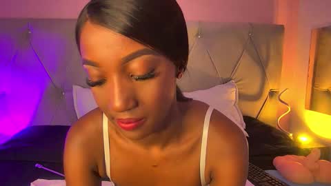 Fiorela Lenin  online show from September 2025 06:55:01 PM