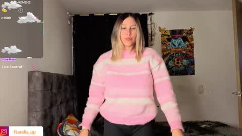 Snapshot of fiorella_up1 chatting on October 2025 01:27:02 AM F I O R E L L A online show from October 2025 01:27:02 AM