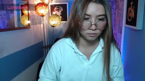 Fiorellaa online show from September 2025 04:32:02 PM