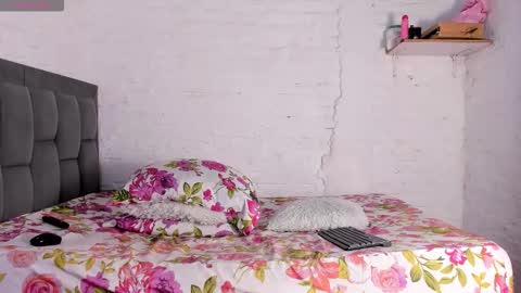 fire lovex online show from January 2026 12:20:01 PM