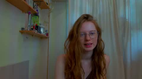fire_luna online show from June 2026 07:20:01 AM