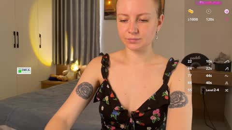 Liss  online show from December 2024 04:44:01 AM