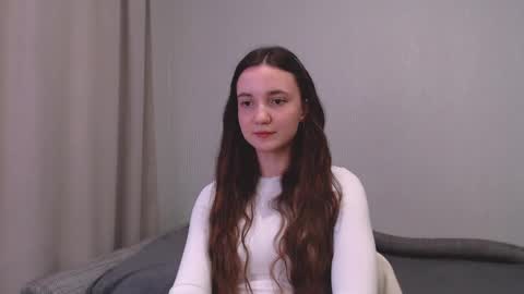 fireflies_fly_ online show from March 2025 07:06:01 PM