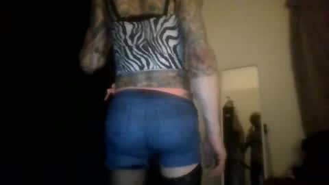 Sindy Cross online show from June 2026 04:25:02 AM
