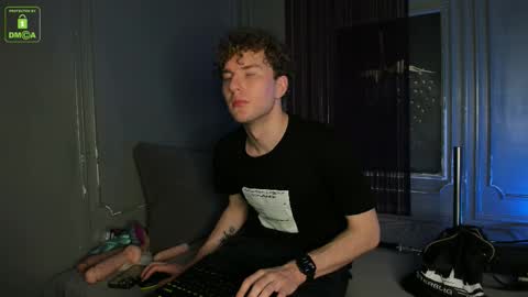 Sexy Tony online show from October 2025 10:27:02 AM