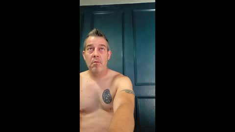 Snapshot of fitdaddylove chatting on April 2026 02:42:01 PM FitDaddy online show from April 2026 02:42:01 PM