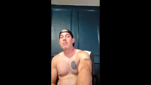 Snapshot of fitdaddylove chatting on April 2026 10:45:02 PM FitDaddy online show from April 2026 10:45:02 PM