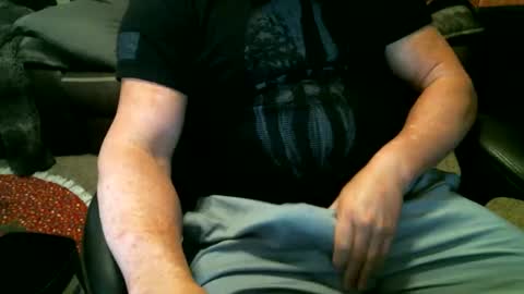 fitguy40 online show from December 2024 08:29:01 PM