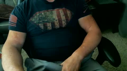 fitguy40 online show from December 2024 09:01:01 PM