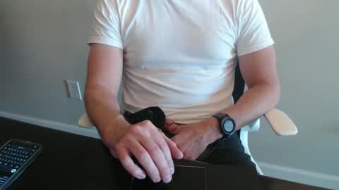 fithubby80 online show from November 2025 09:02:01 PM