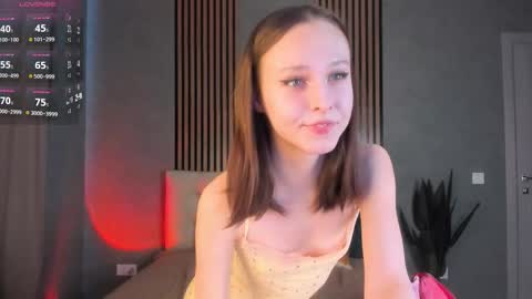 im Linda please give me thumbs up online show from February 2026 10:00:01 AM