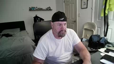 Snapshot of flaguy3233 chatting on January 2025 09:05:02 PM Florida guy online show from January 2025 09:05:02 PM