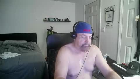 Snapshot of flaguy3233 chatting on December 2025 02:00:01 PM Florida guy online show from December 2025 02:00:01 PM