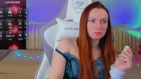 Yana online show from October 2025 12:05:01 PM