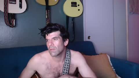 Flannel Dong online show from September 2025 06:05:02 AM