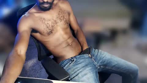 flawedadonis online show from November 2025 06:19:01 PM