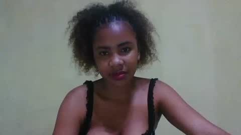 fleurissa online show from October 2025 12:35:01 PM