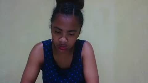 fleurissa online show from October 2025 06:17:01 PM