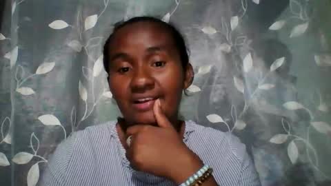 Snapshot of fleussia chatting on March 2026 04:24:02 PM fleussia online show from March 2026 04:24:02 PM