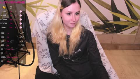 FlexiMona online show from January 2025 03:52:01 PM