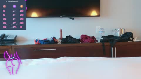 FlexyBoy997 online show from October 2025 09:23:01 PM