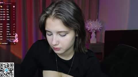 Snapshot of flirtbubble chatting on October 2025 08:07:01 PM Doloras online show from October 2025 08:07:01 PM