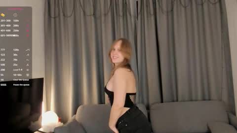 Snapshot of flirtbubble chatting on February 2026 08:12:02 PM Doloras online show from February 2026 08:12:02 PM