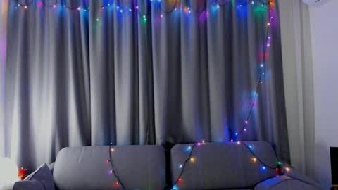 Snapshot of flirtbubble chatting on February 2026 08:09:01 PM Doloras online show from February 2026 08:09:01 PM