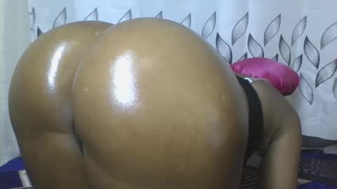 Snapshot of flora_fantasy chatting on May 2026 09:12:02 PM fantasy online show from May 2026 09:12:02 PM