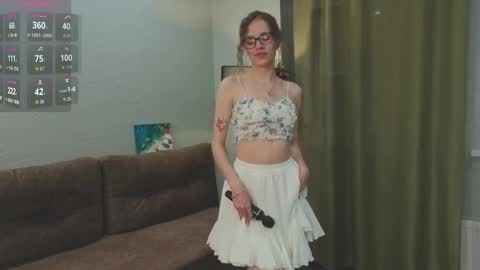 Anna online show from October 2025 01:21:01 PM