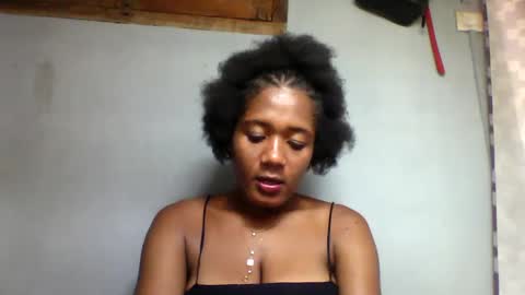 florencia011 online show from February 2025 12:11:01 PM