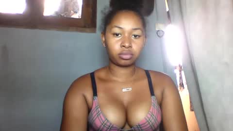 florencia011 online show from February 2025 08:06:02 AM