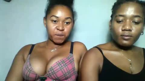 florencia011 online show from February 2025 10:31:01 PM