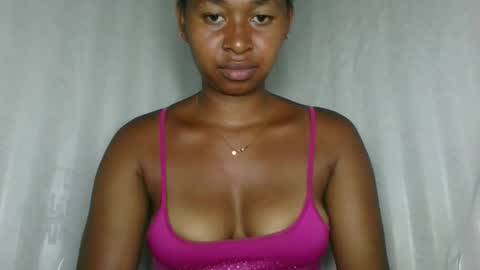 florencia011 online show from November 2025 02:20:01 PM