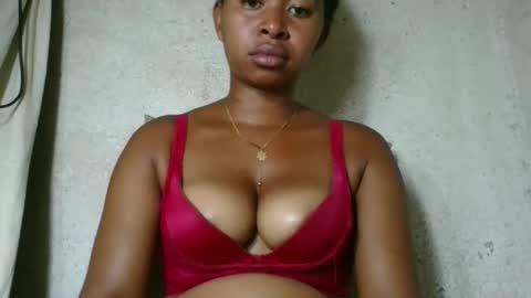 florencia011 online show from April 2026 08:20:01 PM