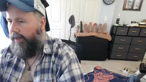 Snapshot of floridabearx chatting on July 2026 10:46:01 PM FloridaBear online show from July 2026 10:46:01 PM