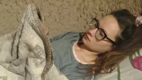 say meow and send tip  online show from December 2024 07:10:01 PM